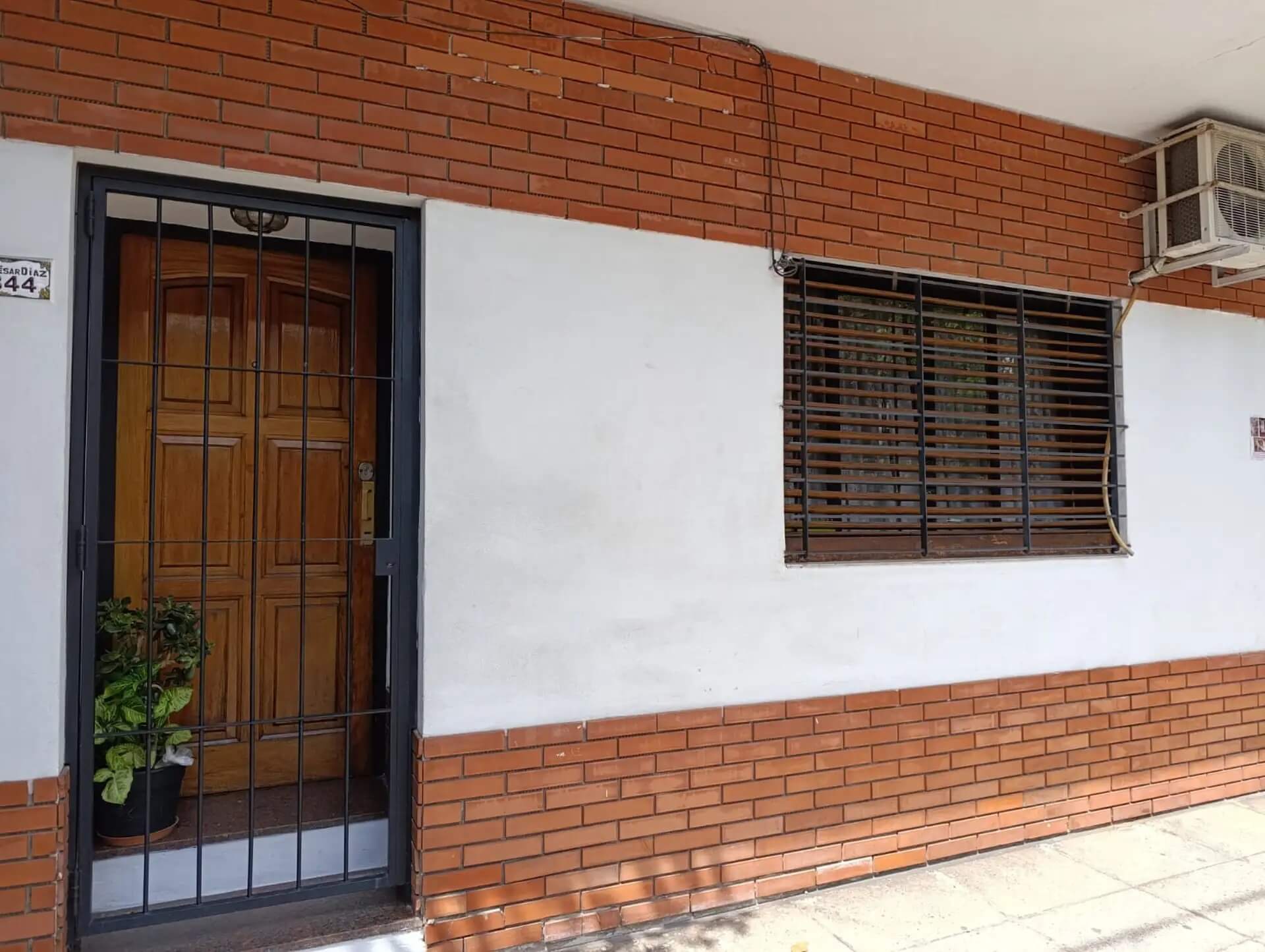 Gral. Cesar Diaz 3300, Piso PB